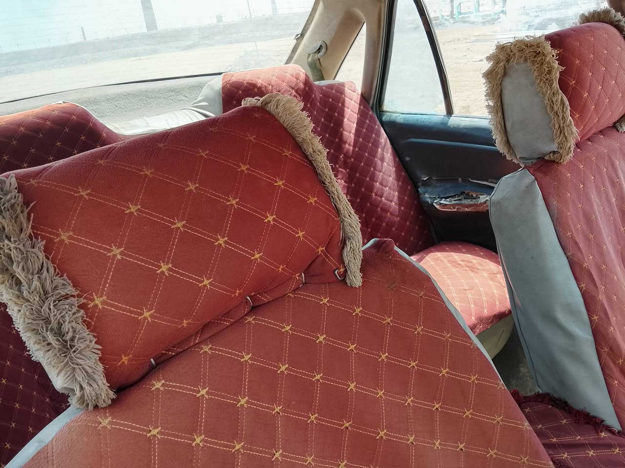 سلام عليكم برنس عادي اوتوماتيك موديل السياره 95 رقم ديالى سنويه صاقطه الكير من اشقل السياره تحمه الله ترجع علبك المكان ديالى السعر23 وبيامجال ***********
