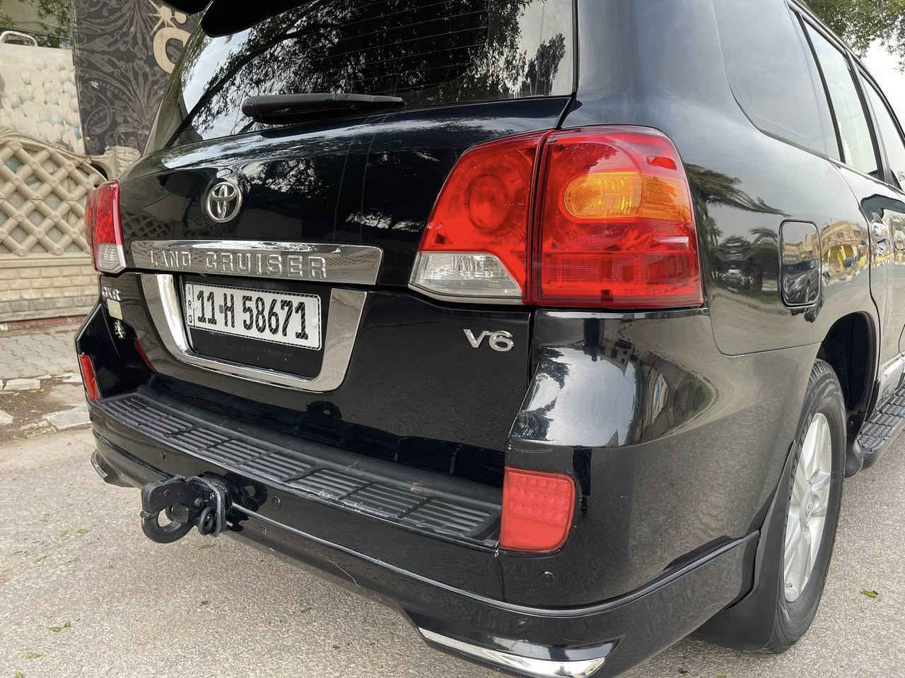 سلام عليكم بيع أو مراوس تويوتا لاندكروز موديل 2014رقم بغداد الجديد.   6سلندر فول مواصفات  بريم كير مكينه كفاله تراي زيرو رقم ***********مكاني نجف  السعر 305 وبيها مجال
