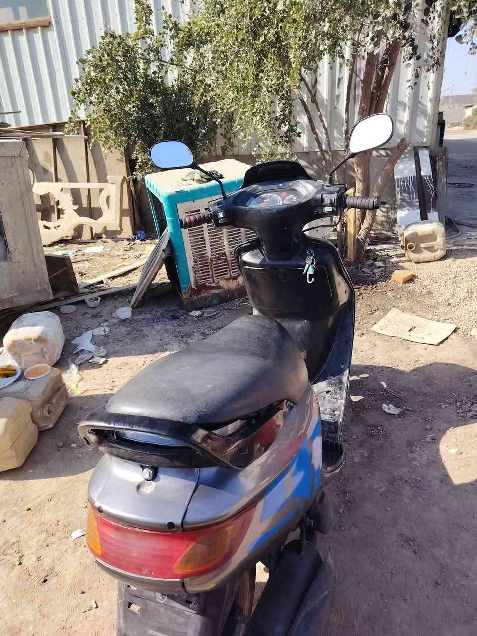 للبيع
دراجه فراشه فحل
كفاله عامه🌹مفتوحة الدراجه غراض كله جديد كفاله
السعر ب500 وبيها مجال 
للاستفسار الاتصال على الرقم ***********
مكان الدراجه بابل الهاشميه
