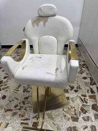 كرسي حلاقة • شارع فلسطين