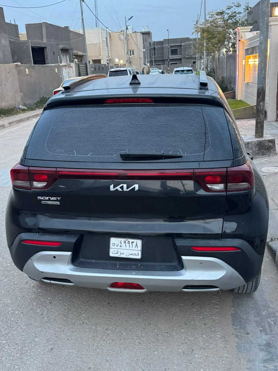السلام عليكم كيا سونيت موديل ٢٣ خليجي / شاشه كامرة حساس امامي خلفي / جاهزة كير مكينة تبريد حدادية كفالة ماشية ١٠٦ الف بيها فقط رشات اثر شخوط مكفول من الضربة 

 حرة تترقم جميع المحافظات مكان السيارة السماوة 
 للاستفسار ***********
