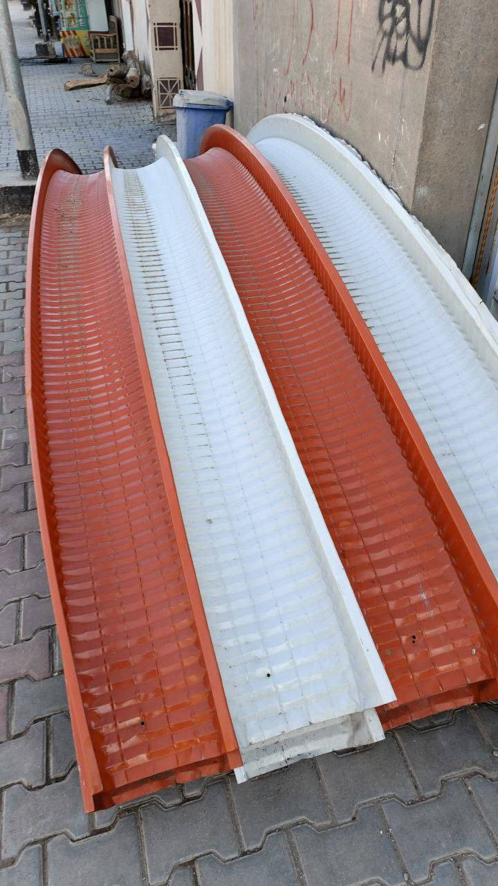 سقيفة للبيع  عرضه 5متر طوله 2/75 متر
سعر 350  ***********
