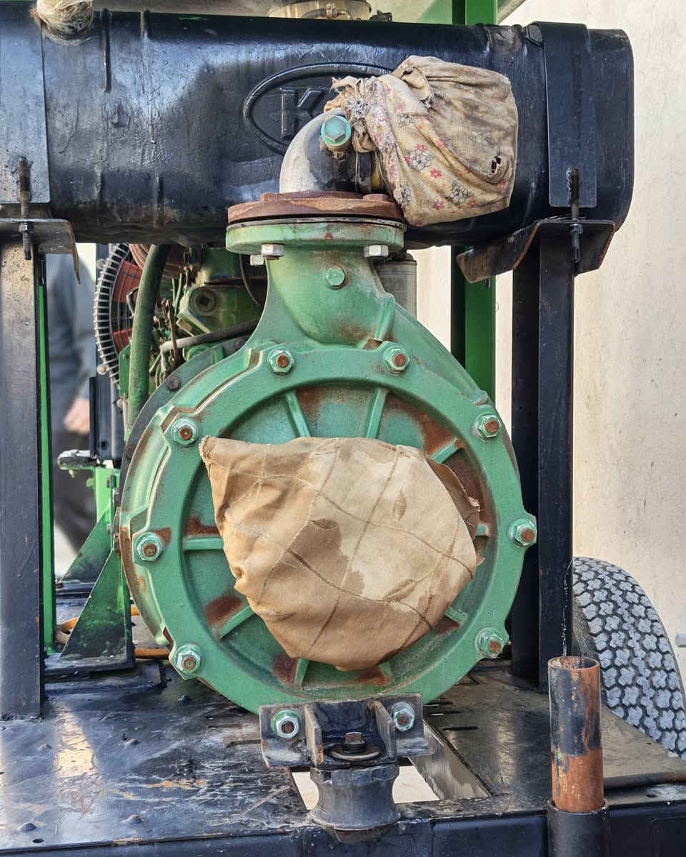 🔹 مولدة جوندير خنزيرة – تركي 🔹
⚙️ محرك دبل بشارة
🇺🇸 عربانة أمريكي أصلية
💪 قوية وتشتغل بكفاءة عالية
💰 السعر عالخاص وبيها مجال
للمهتمين التواصل خاص. #الهاتف ***********
