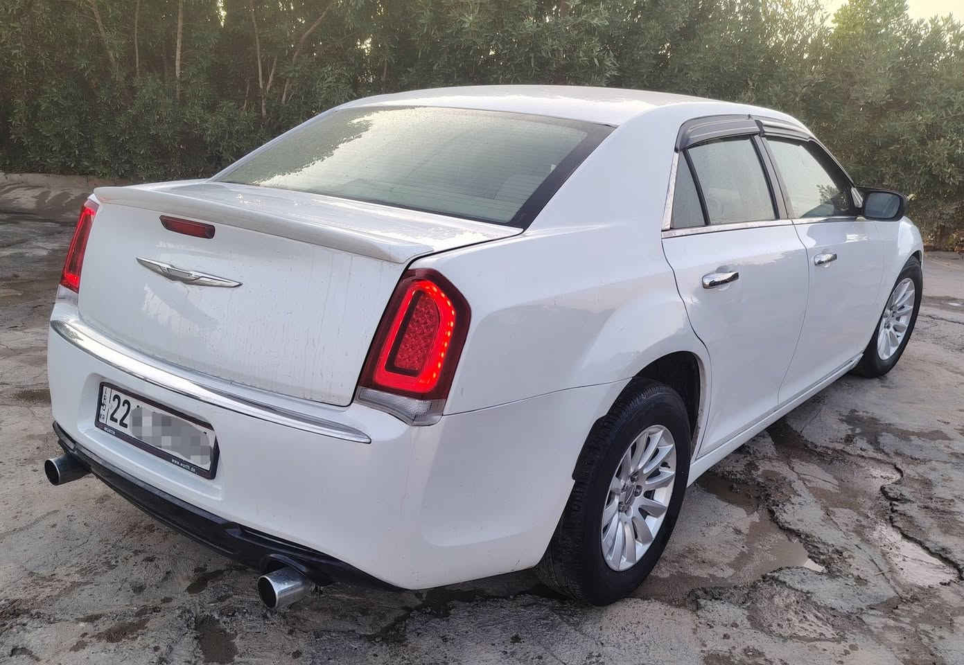 كرايسلر اوباما  اصل 2014
محدثة 20
ادوات ادوات كصه جنطه 
شاشة جبيرة وكاميرا 
تدفئة كشنات 
تشغيل عن بعد
اربع بصمات
تخم تاير جديد حدادة طوبة
مكينه هيمي
فول موصفات ماعده الفتحه 
مكان السيارة العمارة
سعرالسيارة  62 وبيها مجال 
*********** وبية واتساب
