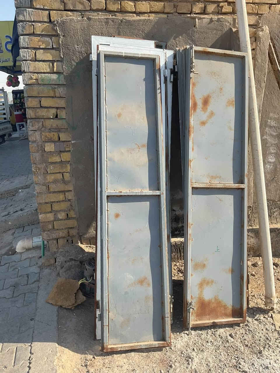 جام خانة الالمنيوم
الارتفاع = مترين وستين (2.60cm)

العرض = ثلاثه سم(3cm)

بيبان كبنكات دفتري  

الارتفاع = مترتين وستين (2.60cm)

العرض = ثلاث سم(3cm)

مع قفص مكيف 

موجودات زين القوس شارع المواكب قرب ماركت فلاح 

الاتصال ع(***********)
