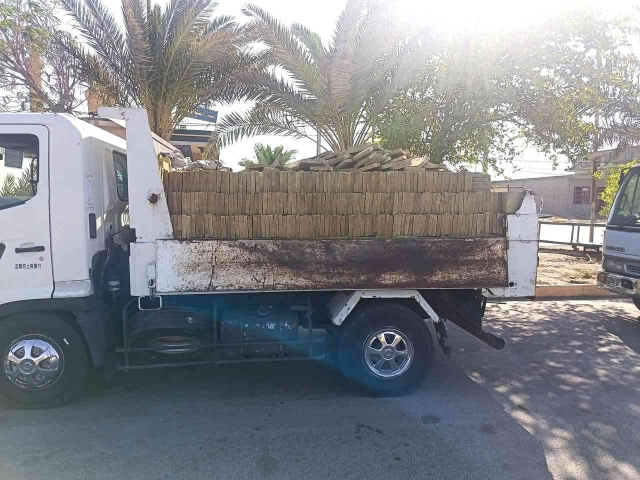 يالله يوجد لدينا فرشي درجه اولى شرط الفحص واصل جميع المحافظات بانسب الأسعار ***********
***********

لسنا الوحيدين لكننا الأفضل
