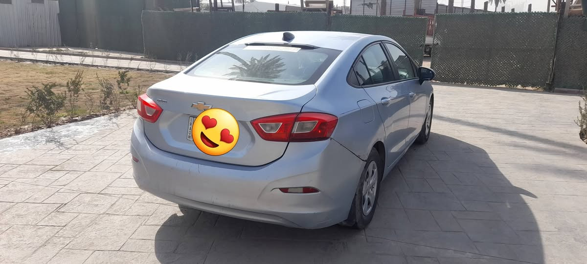 سلام عليكم
كروز موديل ١٧ محرك تيربو 
حادثه جاملغ امامي أيمن 
بدون شواصي 
غرفه جديده لون اسود + رصاصي 
صبغ جاملغ الامامي الأيمن +بنيد 
مكينه جديده لا تنقيص ولا بخار كفاله كير جديد .كفاله
راديتر ماء جديده +ماء AC Delco اصلي 
تبريد تدفئه كهربائيات 
ماشيه 115 الف كم 
رقم واسط مشروع وطني 
حداديه الصدر يحتاج فقط زوج طبلات امامي
مكان السياره بغداد الكرخ 
السعر ٨٥ بيه مجال قليل 
تفاصيل أكثر ***********
