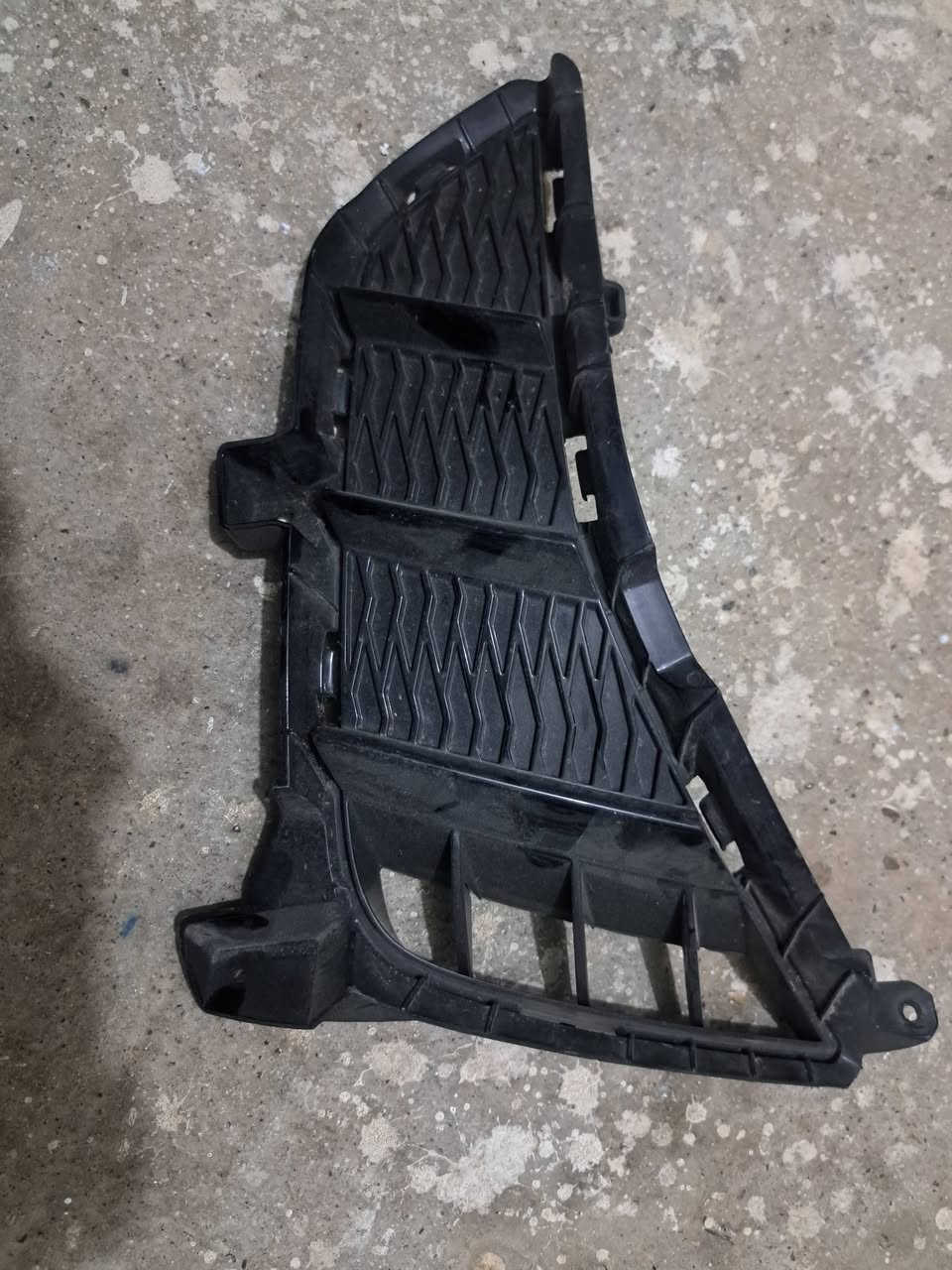 غراض سوناتا ٢٣ سيل بلاس للبيع ربع دعاميه مع كبسوله طاك الايرباك مع لد اصلي جهه السايق تريشه وربع دعاميه امريكي اصلي


**إذا كنت صاحب هذا الإعلان وتريد حذفه لأي سبب، رجاءا أرسل رسالة إلى الدعم الفني**