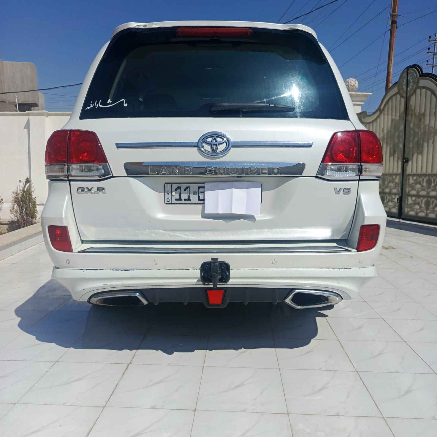 السلام عليكم
لاندكروزر  GXR
موديل 2008
محدثه 2015
حداديه 
تخم تاير جديد 
سياره كلش نضيفه 
 مكان سياره الانبار 
رقم بغداد 
سعر 260 ورقه  و بيه مجال 
***********
***********
