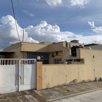 دار للبيع • ١٤٥م • فيلق خلف سوق دبي