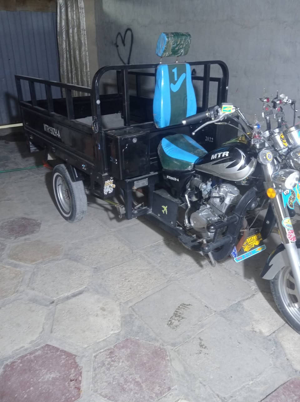 سلام عليكم  ستوته ام تي آر موديل 22  رقم الدراجه مقدم كله جديد وشوفت عيونكم بعد شرط برغي ماعايزه الف دينار ماتخسر عليه  مكاني نجف هاذ رقمي ***********
