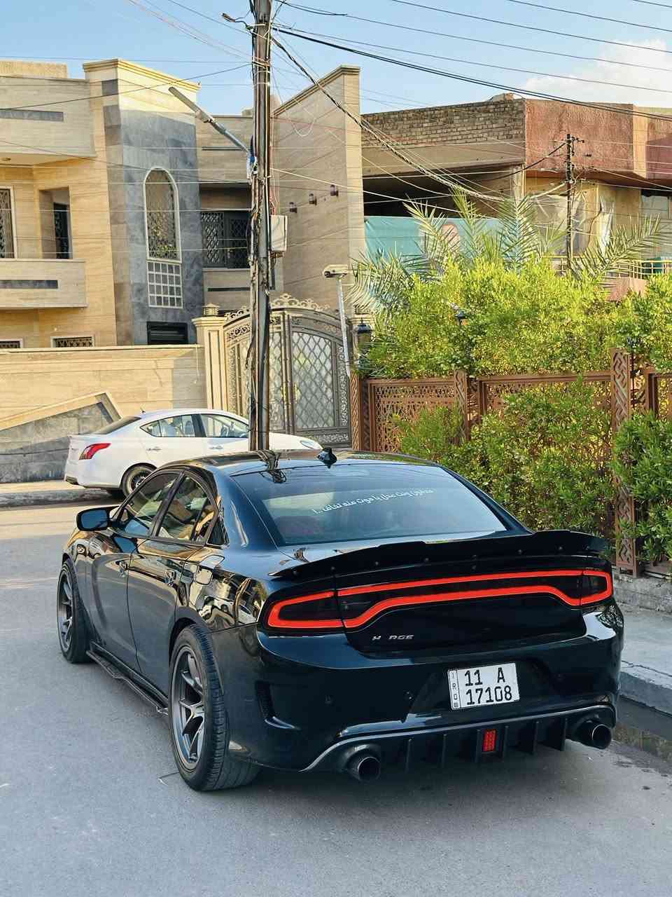 السلام عليكم جارجر السعر 173
2018 rt 5.7
سياره كلش جديده كير مكينه كشر 
كفاله وشرط الفحص قطرت صبغ ماكو ب سياره  ومكانين بارد سياره جديده وعله ايدي ماشيه 85k وعليهه اضافات هواي
مواصفات 
شاشه جبيرا شفتات
كشنات احمر بلاد حضن
شاشة ابل كار بلي
دبات كورسه 
برمجه مصطفى ايگل 
وبعد بيهه هواي مواصفات 
بغداد ***********
