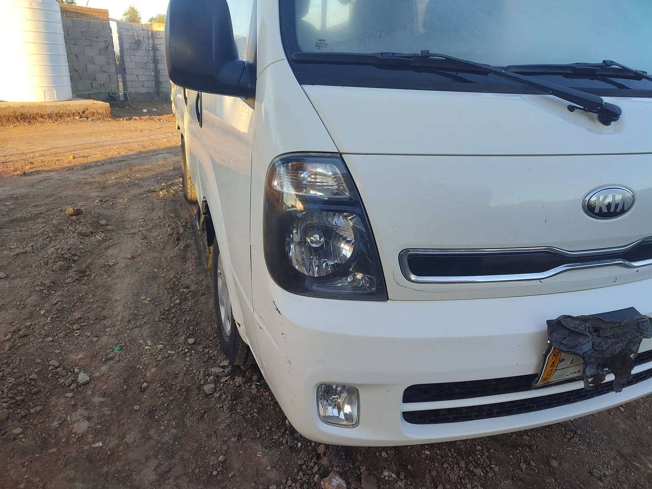 سلام عليكم سياره كيا للبيع موديل 15 نظام جيد جدا تفاصيل اكثر عله تليفون ***********
