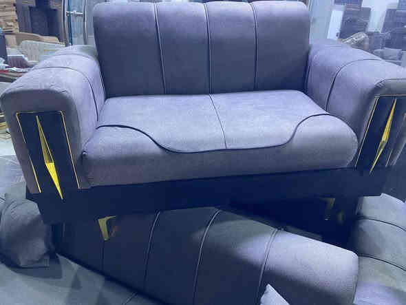 تخم مودرن جديد السعر 475 الف فقط
لون رصاصي ، 5قطع 10 مقاعد + كوشات هديه 

مـجمـع علي الشويلي
ناصريــــــة  شــــارع 30
 مجاور مكتب الصدرين للعقار

*********** 
***********
