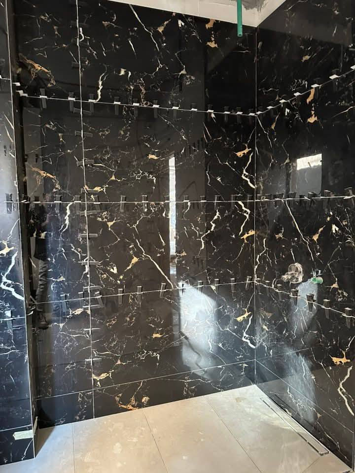 كادرنا اختصاص تطبيك البورسلان
نعمل في بسيس+خبط
مادة جداري ارضيات
 داخل بغداد***********
