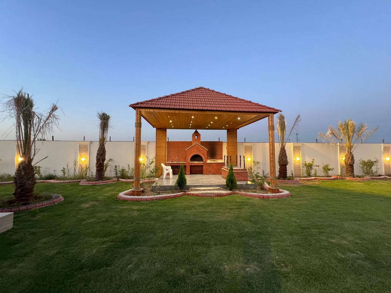 توجد حجوزات طيلة أيام الأسبوع للحجز والاستفسار واتساب ***********
موثقة بتطبيق اجرلي بغداد
