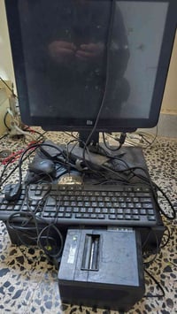 كاشير الجيل الرابع مستعمله سعر 750 وبيها مجال  الاستفسار  07835544010