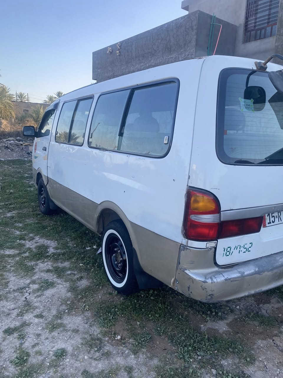 بريجو 2000رقم إنكليزي تخم تاير مكينه تجفيت جديد كير وأكسل مكفولات شواصي شركه فقط واحد امامي بي فطر بسيط بدون صبغ فقط الحجل كهربائيات كلها شغاله الشراي يتصل مكاني بغداد ***********
