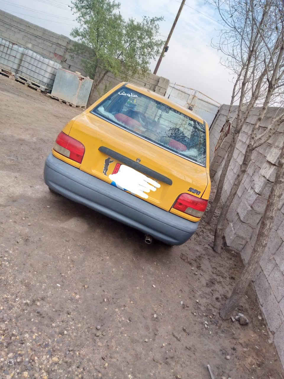 السلام عليكم سايبه11
سياره خير من الله تخم تاير 
حداديه جديده 
دبلات وصدر كله جديد
كهربائيات كلها شغاله
كير مكفول 
محرك بي تبخير قليل
رقم سياره بغداد ألماني 
سنويه لحد 2028
سياره بسمي تحويل ثاني يوم 
هيئه غرامات تأخذه مني مصفره 
السعر 26وبيه مجال قليل 
العنوان قريب على بسمايه 
رقم  تلفوني***********
