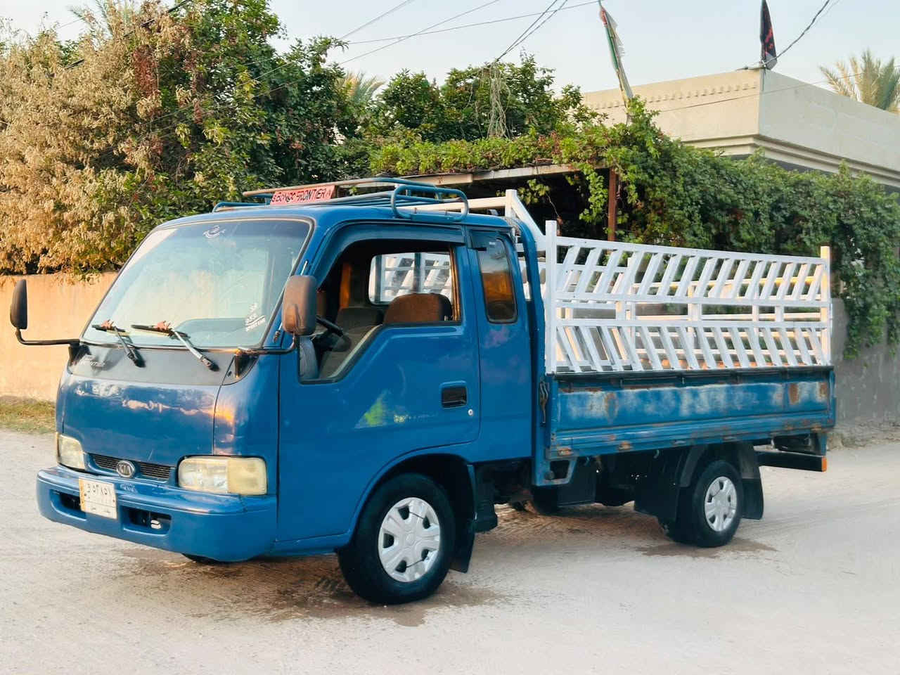 السلام عليكم فونتيره للبيع موديل 1999رقم بغداد مكفوله من المحرك ولكير وشاصي ورقم الشاصي دوشمه تخم تاير كهرباءيات كله شغاله السياره نضيفه ومابيه كل نقص مكاني بابل السعر 60 وبيه مجال رقم الهاتف ***********
