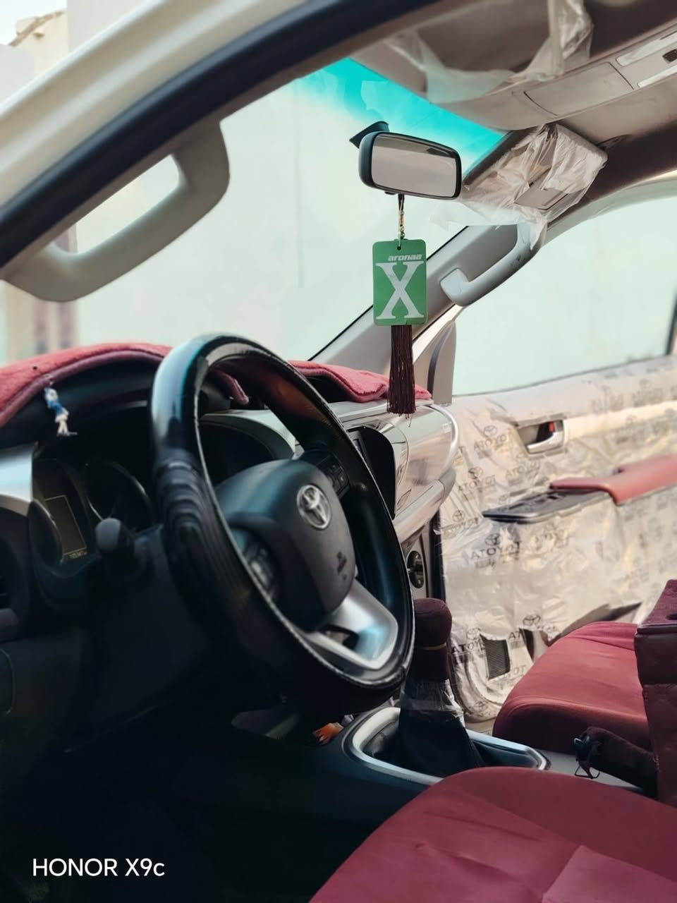 للبيع Toyota Hilux موديل 2022 سعودي، كير عادي، بحالة ممتازة جداً، محرك قوي واقتصادي، تبريد ممتاز، دبل ثقيل، سنتر ولوكات، إيربكات، شاشة وكامرة، داخلية نظيفة جداً، السيارة استخدام شخصي وما تحتاج أي مصروف.
للبيع Toyota Hilux موديل 2022 رقم اربيل  سعودي، كير عادي، بحالة ممتازة جداً ماشية 100 الف كيلو ،  سنويه باسمي  اصدارجديده محرك قوي واقتصادي، تبريد ممتاز قطعتين، دبل ثقيل ، سنتر ولوكات، إيربكات، شاشة وكامرة، داخلية نظيفة جداً، السيارة استخدام شخصي وما تحتاج أي مصروف.
📍 موقع السيارة: Najaf
📄 البيع باسمي ونقل الملكية ثاني يوم مباشرة.
💰 السعر: يُذكر عند الاتصال.
📞 للاستفسار: ***********
