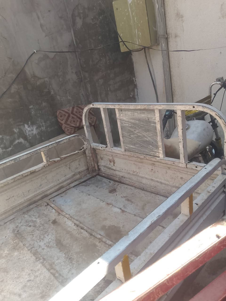 ستوته متيار محرك عشرين اوراق كامله ستوته نضيفه كهربايات شغاله  تسوته ما متعوبه ربع ما تصرف عليه موجود واتساب و رصيد اتصل و تدلل هاذ رقمي ***********
