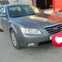 سوناتا ٢٠٠٩ للبيع رقم بغداد دولي بسمي سيارا وبيها كابون بانزين  للااتص...