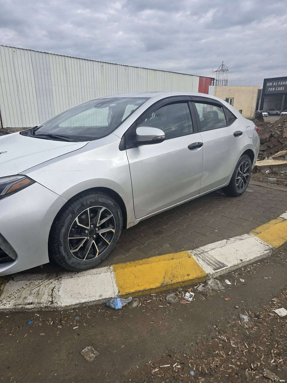 السلام علكم كورلا 17خمسيني نضافه خير من الله بيهه جاملغ يمنه والبباب شخوط بيهه قطع صبغ ابيعك حزام اثر جراد شرط بسمي بس تحويل مااسوي وكاله   *********** ابو محمد
