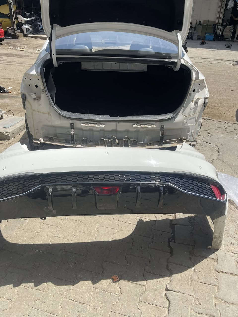 السلام عليكم وكما عودناكم تبديل دعاميه خلفي k3 الصيني احد اخوتنا في كروب k3  محل كمال سوق بغداد 
*********** سامر العراب
