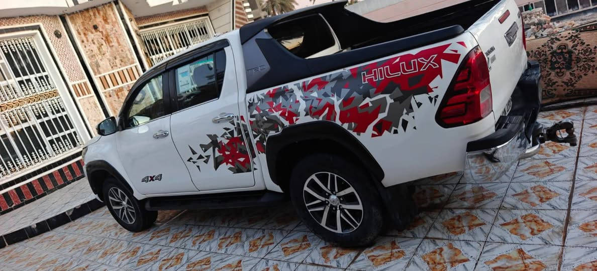 بيكم فورويل 2018 كاز فول مواصفات بصمه 8 ايرباك شاشه كاميرا مري شفط  اشاير بلمري حساس صبغ جاملغ او نص البنيد رقم اربيل دولي سنويه جديده هزه جديده كير مكينه اكسنحداديه تخم تاير تبريد كله بشرط
سياره جاهزه من كل شيء تحويل وكاله مضمون مكان السياره  حيدريه خان نص بين كربلاء ونجف
السعر185هاتف ***********
