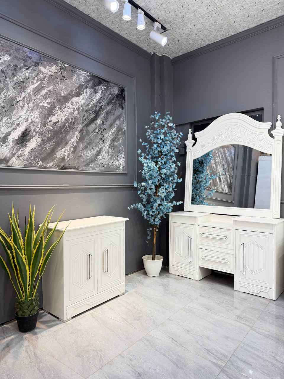 🟤 غرفة عراقية – شغل اقتصادي من أصباغ البوية

التفاصيل الكاملة والقياسات موضحة داخل الفيديو ✅

تتكوّن من 9 قطع بالمواصفات التالية:

✅ الكنتور
•  أبواب CNC
• الخارج: MDF تارس سمك 5 ملم
• الداخل: معاكس أبيض 3 ملم
• الضهر: معاكس أبيض 3 ملم مشدود براغي
• نرمادات شريطية
• الفرشة: بلوك

✅ الصومية
• بلايد أسود
• 6 أرجل 

💰 السعر: 975 ألف فقط

🔸 الشازلون والطابوريه 50 

للطلب أو الاستفسار راسلنا مباشرة ✅ بغداد, العراق


**إذا كنت صاحب هذا الإعلان وتريد حذفه لأي سبب، رجاءا أرسل رسالة إلى الدعم الفني**