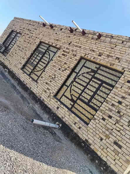 📌 للبيع دونم طابو سند 25 – السنيه / الساده الرحمان (أو نزلة سيد جرس)
🏠 يحتوي على بيت حديث بناء طابوق عكادة – المساحة 200 متر
🚰💡 كافة الخدمات متوفرة (ماء، كهرباء، تبليط واصل للباب)
📍 الموقع مميز وقريب من الخدمات
للاستفسار خاص او الاتصال على الرقم ***********
