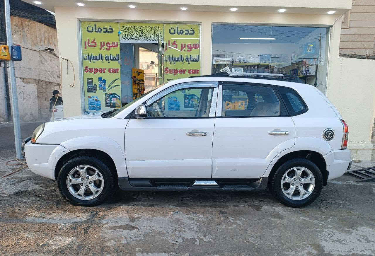 مكفولة مابيها اي ضرر لا صبغ ولا بارد
كير ... محرك ...تبريد ...كلو شرط

موديل 2009 كوري 

ماشيه 155 الف كم 

حجم محرك 2000 ...رقم نینوی الماني

بيها كوبون بنزين

سيارة بأسمي .. وسنوية إلى 2029

السعر 127 وبيها مجال

للأستفسار

***********

‏ ‏

***********
