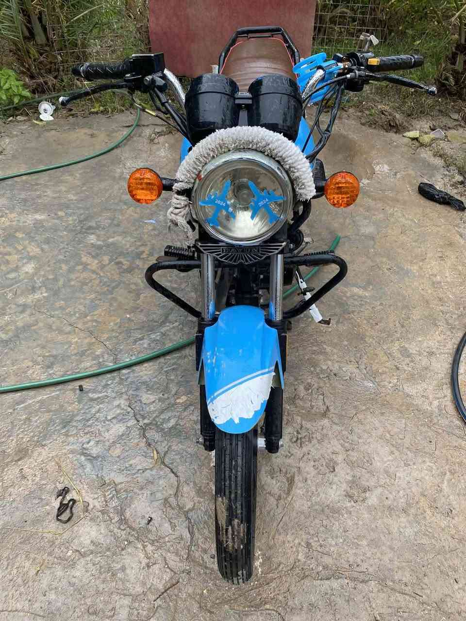 للبيع دايون نفخ اوراق سنكر مديل 2023 سعره مليون و175 وبيه مجال مكان كربلاء الحسينية للاتصال ***********
