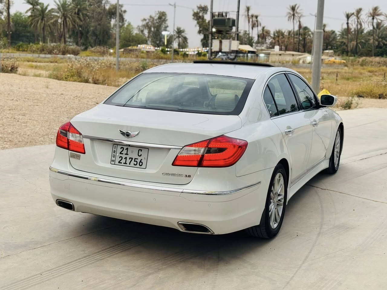 سلام عليكم للبيع اومراوس هونداي(GENESIS)  جنسس خليجي فخر الصناعة الكوريه.VIP
صبغ قطعتين  جاملغ الامامي والباب بدون دواخل والباقي كفاله عامة شرط الفحص والسونار رقم سليمانية  دولي شرط التحويل ….موديل 2013
محرك 6سلندر 3800ممفتوح.  
……. السعر. 129$
مكان ديالى/خانقين
📞*********** واتس اب‬
 ▪️ المواصفات فول 1/1
اعلى فئة ب (GENESIS)
▪️ بصمة تشغيل 
▪️ بصمة بيبان
▪️ بصمة صندوق
▪️صندوق كهرباء
▪️صندوق شفط
▪️فتحة اسلايت
▪️لايتات زنون
▪️ بلاجكتور زنون
▪️ حاجب امامي 
▪️ لد خلفي 
▪️ لد داخلي
▪️ ترحيب عنده اقتراب السياره
▪️ مري اوتو مع R
▪️ بردة خلفية اوتو مع R
▪️ كشنات جلد
▪️ كشنات الاماميه كهرباء
▪️ كشنات الخلفيه كهرباء
▪️ كشنات الاماميه تدفئة
▪️ كشنات الخلفيه تدفئة
▪️ كشنات خزن تحكم بكشنات
▪️ من خلال تجوه الخلفيه
▪️ استيرن كهرباء
▪️ 12ايرباك
▪️ 3قطع تبريد
▪️ داخل قرميطي
▪️ دشبول صاج
▪️ بيبان صاج
▪️ دشبول مطعم لونين
▪️ ماوس تحكم بشاشه
▪️ شاشه كبيرا
▪️ كامرا اماميه
▪️ كامرا خلفيه
▪️ حساس امامي 
▪️ حساس خلفي
▪️ بلوتوث حاكيه
▪️ تحكم استيرن جهتين
▪️ كروز السرعه
▪️5ويل كب شركة حجم 18
▪️ گيراوتو + عادي
▪️ بعد بيها مواصفات اكثر
