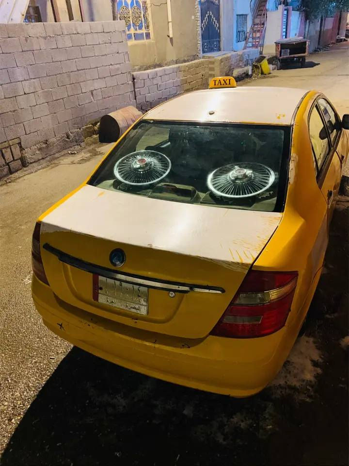 سلام عليكم سيارة جيلي موبل مديل 13 للبيع او مروس مكينه خير من الله كير بي ونه عينه وصينيه  تعبانات  كهرباءيات شغله نصبه حلوه والبدي شوف العين مكفول من الضربه القويه  رقم ***********
