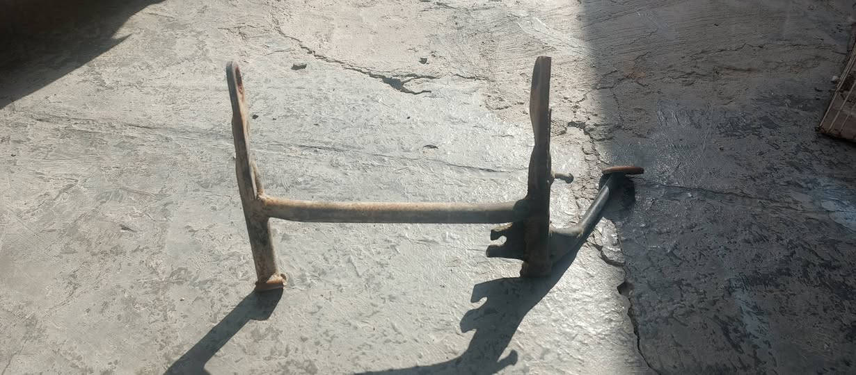 سلام عليكم 
موجود ويل دراجه فراشه امامي مال تفصيخ نضيف حيل 
وستان تعليك هم فراشه بدون لحيم ولا شي 
سعر الويل 10
سعر الاستاند 15
مكان بغداد مدينة الصدر الاستفسار ***********
