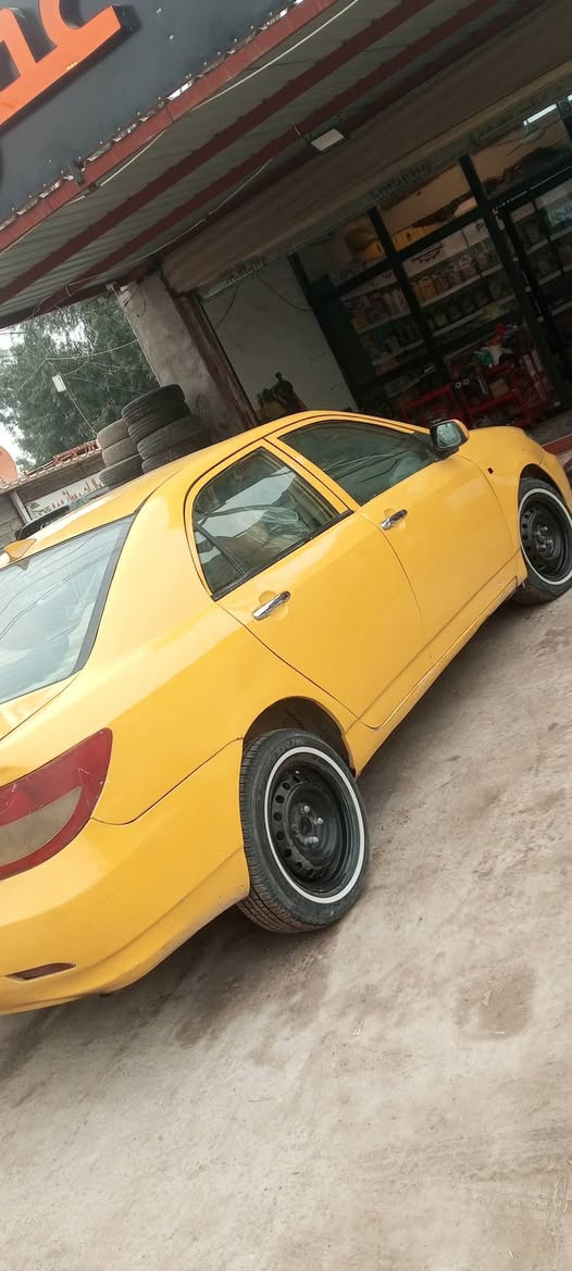 سلام عليكم BUD F3 موديل 2013 رقم واسط بسمي مكينه وكير وصدر وكهربائيات كله مكفول وجديد بيهه رشات صبغ اثر طخات السعر 45وبيهه مجال للاستفسار ***********
