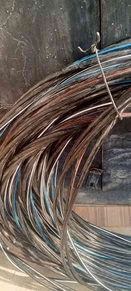 ضفيره اربع خطوط حجم 24 نوعيه كلش زينه الخط الواحد 7سيام 32 متر اخذت المتر قبل سبوع ب3000 رايد المتر 2000 د    ( ***********)
