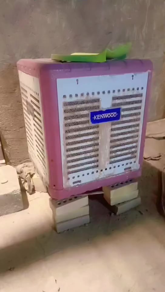 السلام عليكم أخون هاي رفوف كلش انضاف مال كوزمتك حاجه ألف كلشي يرهمن اضافه الى رافعه 40انبير اضافه لى كرسي متحرك اضافه الى ميز مكتبه للتواصل ***********
