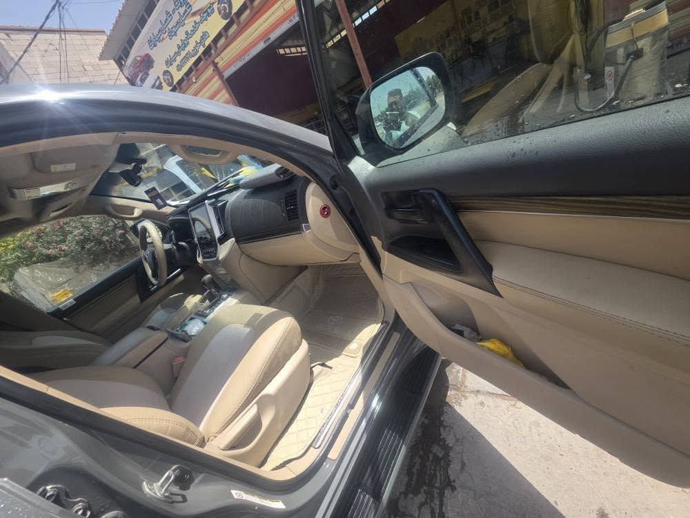 جكساره موديل ٢٠١٤ بغداد دولي بسمي عابره هزه بيها فقط تغير لون اسمنتي مميز تبريد ٣ قطع ثلج وثلاجه شغاله كامرات شاشه محرك كير جديد مامفتوح ٦ سلندر *********** نجف حي ابو طالب النجف, العراق
