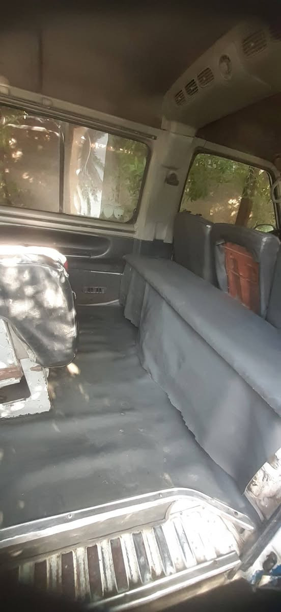 السلام عليكم
كيه هونداي للبيع محرك بانزين كير واكسل شغال المكان بغداد ***********
