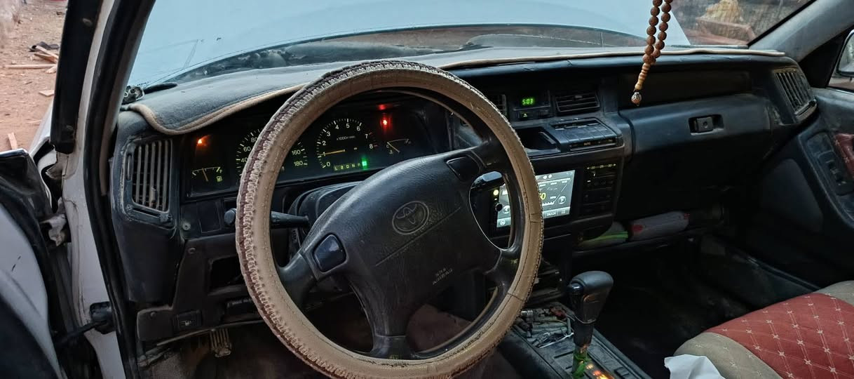 السلام عليكم
ارنب ستيشن موديل ٩٨ مكينة vvt 2500 كير اكسل حدادية باتري جديد التبريد نقص غاز فقط السيارة بأسمي السنوية تنتهي ٢٠٣٠ السعر ٧٥$
***********  البصرة شط  العرب الصالحية
