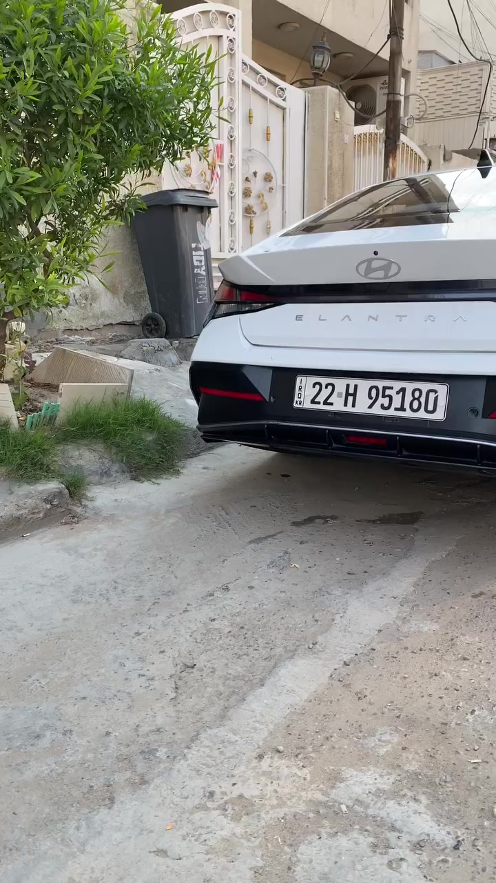 السلام عليكم للبيع النترا تجميع صيني مديل 2024 السياره كلشي ما مصلح بيه عل وضع البلاد بس بيه ملاحضات طخه بل جاملغ الامامي جه السايق وشخط بلباب الخلفي وبيه رصعات بلباب وره سايق وطختين بل دوسه بس هذني الباقي كفاله ماشيه ميه وستالاف تحويل او وكاله السياره باسمي  (السعر 134 ) وبيه مجال مكاني بغداد البياع تقاطع درويش  (***********)ما متواجد خاص شرط التحويل 
تخم ويل 15 وتاير جديد
