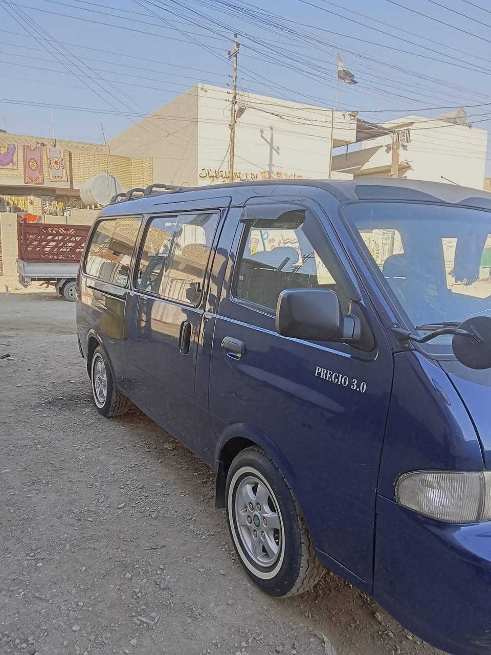 سلام عليكم كيه بريجو لبيع مديل 96سياره معمره عام لسياره نضيفه وحلوه تخم وياله تخم تواير كشنات جدد تنكه جديده سنويته لحد 30 سياه معروضه 80 وبيه مجال لعنوان بغداد المعامل ***********
