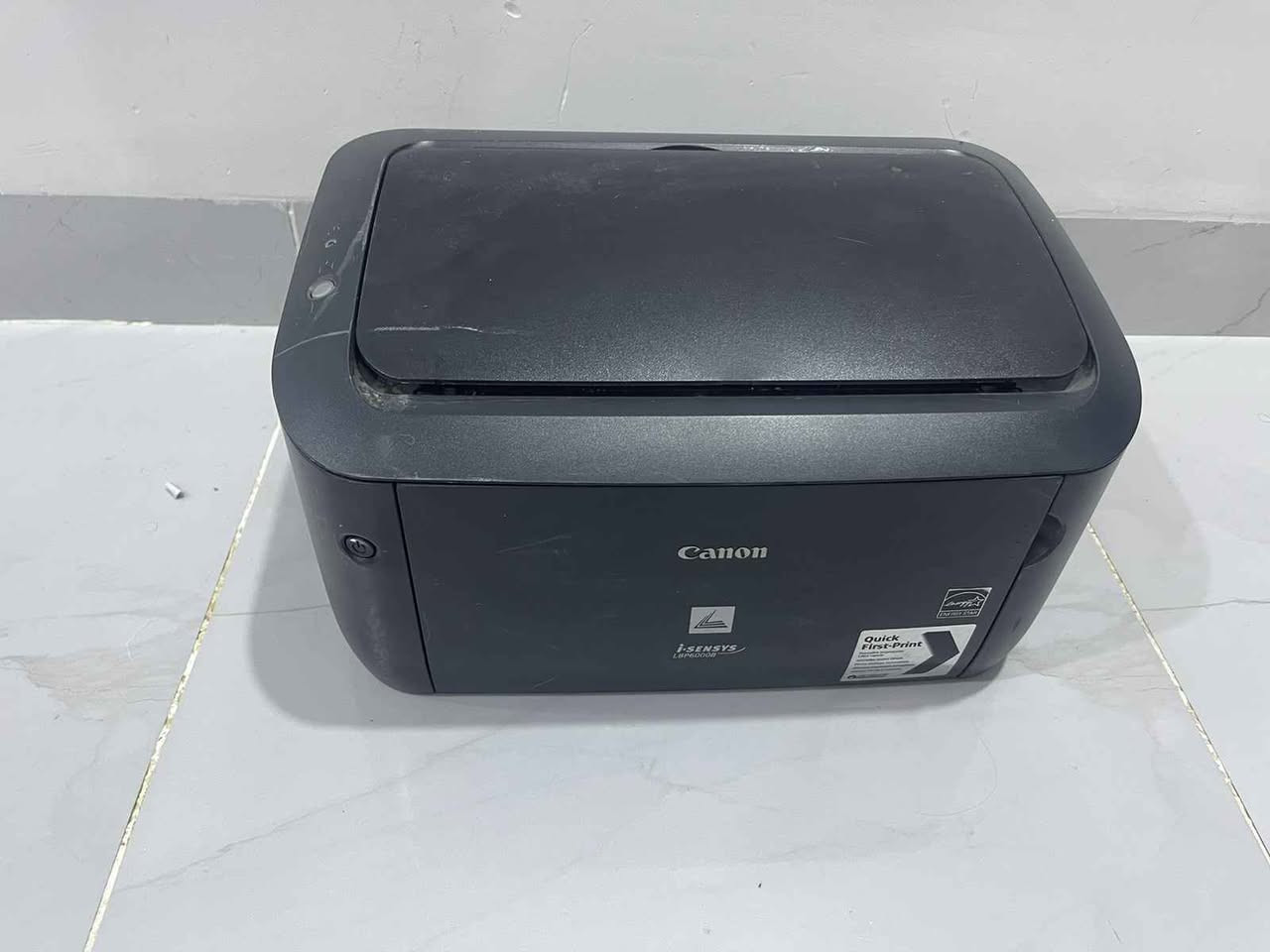 طابعة كانون 6030 نظيف جدا بشرط وضمان 
كادرج حبرها باودر ويطبع ابيض واسود و حتی رخيص في السوق
سعر نهائي بدون مجادلة : 80 الف
وتوصيل متوفر كافة العراق + 5 الف
*********** كالار, السليمانية
