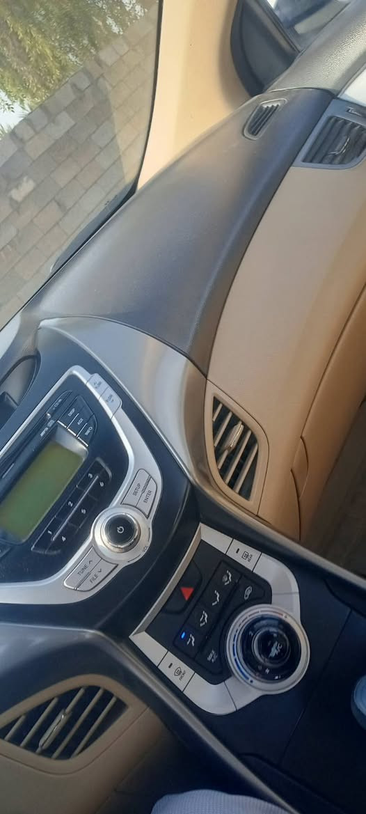 النترا خليجي 12 رقم اربيل محرك 1800 محرك كير مكفولات العنوان واسط الحفريه السعر 110رقم الهاتف 
***********
