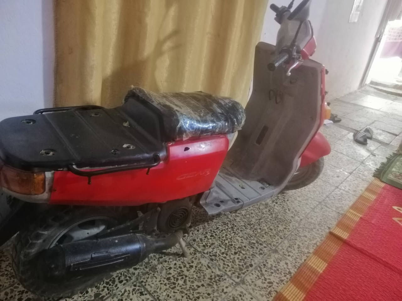 سلام عليكم من رخصة الادمن
دراجه بيكم جاهزه عوزها بس كفر الجانب كلها شغاله وناعمه السعر ب ٢٠٠ او مراوس ***********
