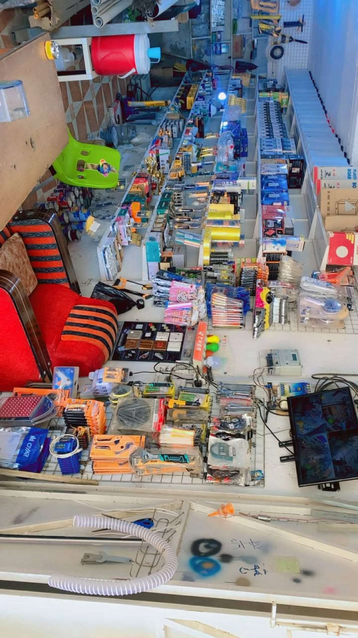 السلام عليكم محل كامل ابورمانه مقابل جامع بيت مخيلف سبب البيع عدم التفرغ طول المحل 11العرض4 التفاصيل اتصل وسهله***********أبو مهدي الدراجي
