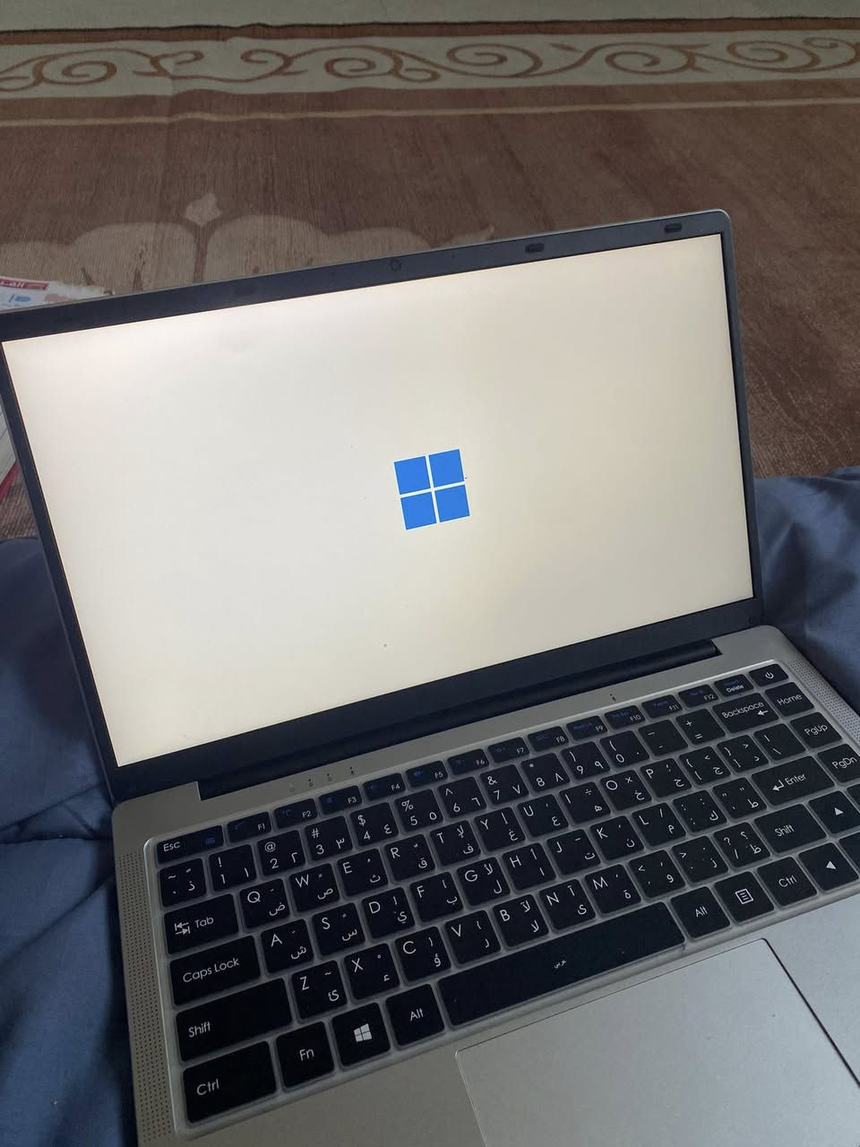 سلام عليكم حاسبه للبيع  المواصفات: يحتوي على معالج ✅AMD Ryzen 7 5825U، وذاكرة عشوائية 16GB DDR4 RAM، وسعة تخزين 768GB NVME SSD.✅
نظام التشغيل: يأتي مزودًا بنظام Windows 11 Pro.
✅المميزات: شاشة مقاس 15.6 بوصة، إضاءة خلفية للوحة المفاتيح، قارئ بصمات الأصابع، ومفتاح خاص لكاميرا ✅الويب.السعر 300قفل ✅
للاستفسار ماسنجر او واتساب✅
***********✅
